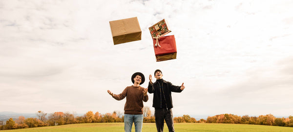 Vom „Irgendwas-Schenker“ zum Helden: 5 Ideen für Geschenke, die wirklich bleiben